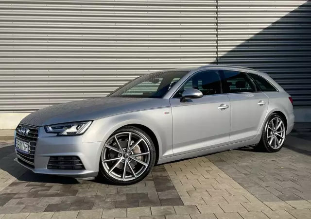 AUDI A4 2.0 TDI Quattro Sport S tronic