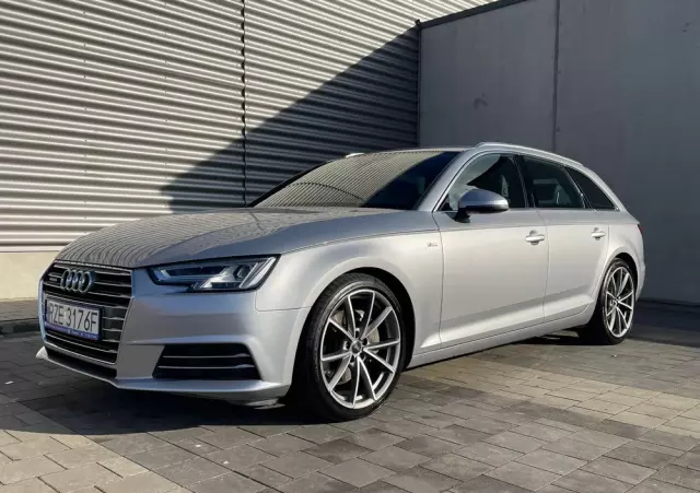AUDI A4 2.0 TDI Quattro Sport S tronic
