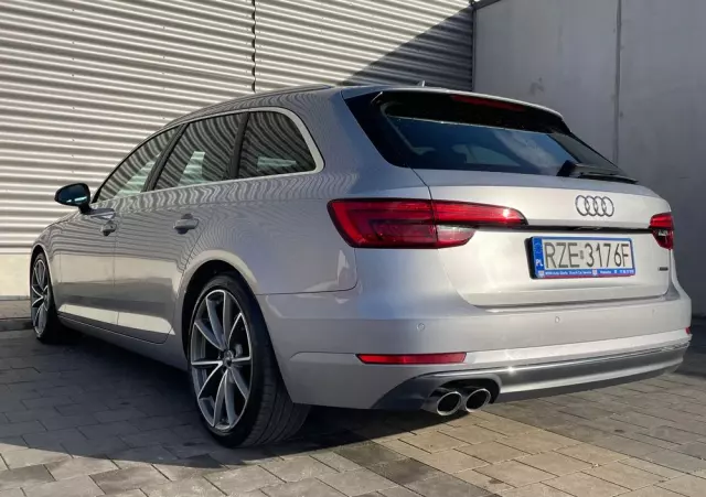 AUDI A4 2.0 TDI Quattro Sport S tronic