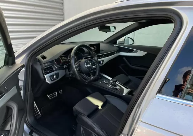 AUDI A4 2.0 TDI Quattro Sport S tronic