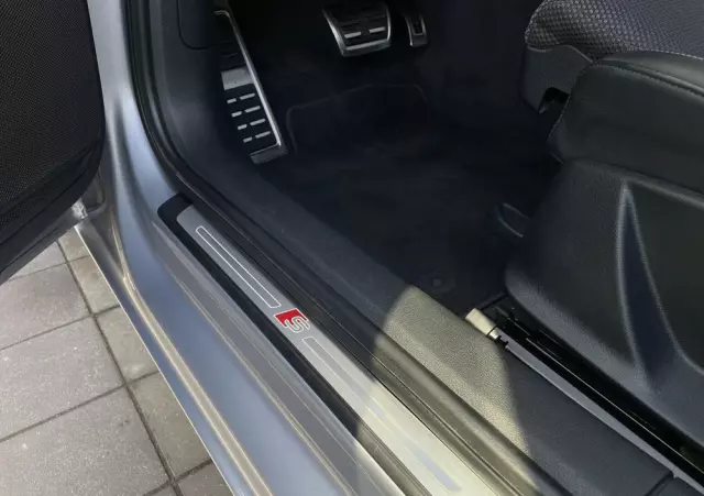 AUDI A4 2.0 TDI Quattro Sport S tronic