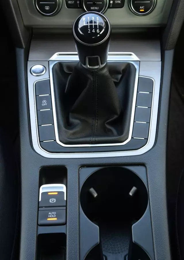 VOLKSWAGEN Passat 1.4 TSI BMT ACT Comfortline