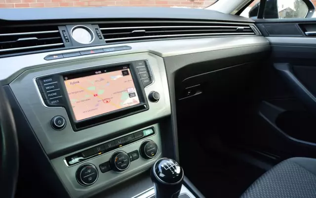 VOLKSWAGEN Passat 1.4 TSI BMT ACT Comfortline