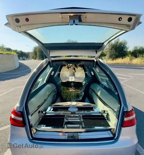 MERCEDES-BENZ Klasa E 