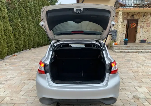 NISSAN Pulsar 1.6 DIG-T Tekna