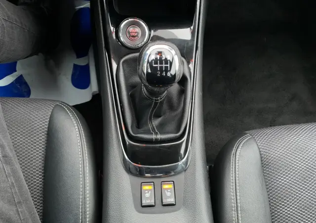 NISSAN Pulsar 1.6 DIG-T Tekna