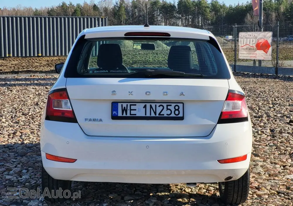 SKODA Fabia 1.0 Ambition