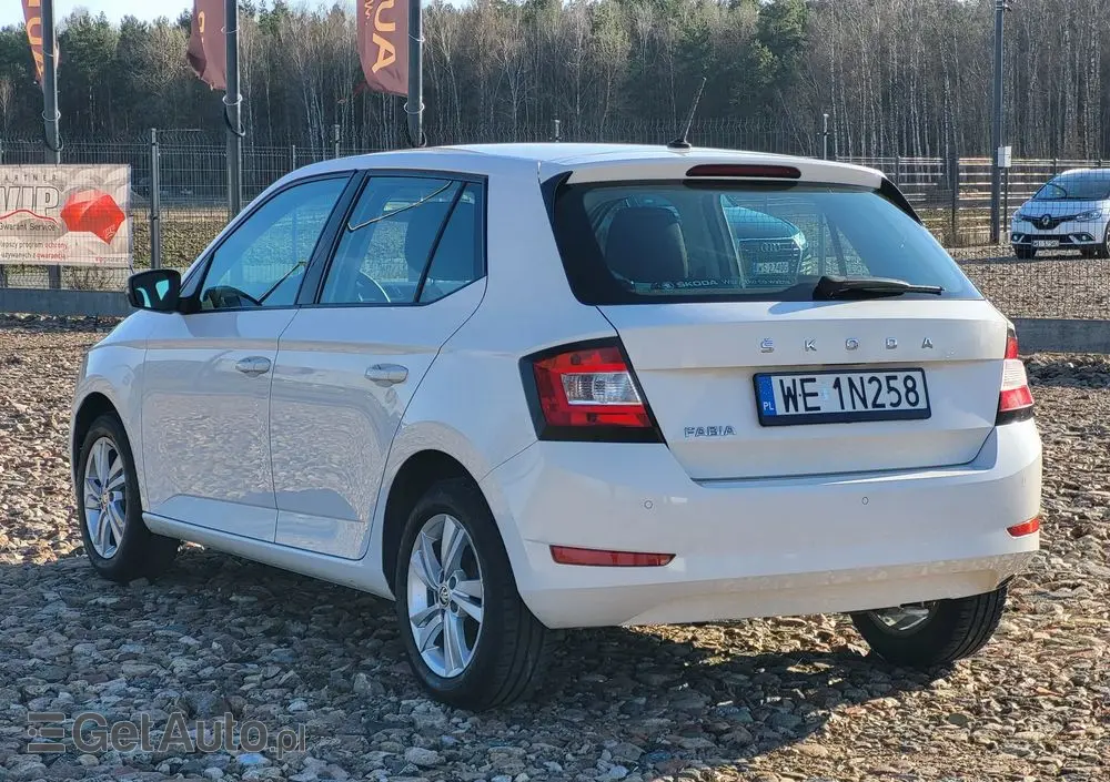 SKODA Fabia 1.0 Ambition