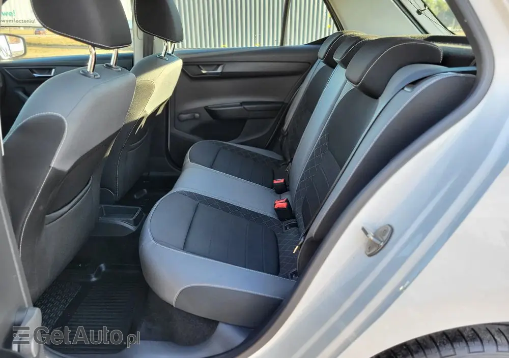 SKODA Fabia 1.0 Ambition