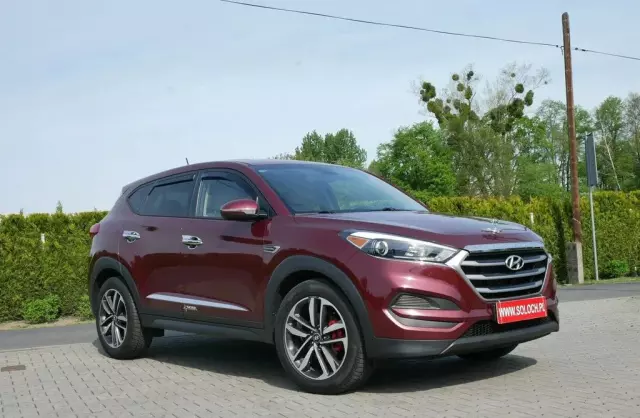 HYUNDAI Tucson 