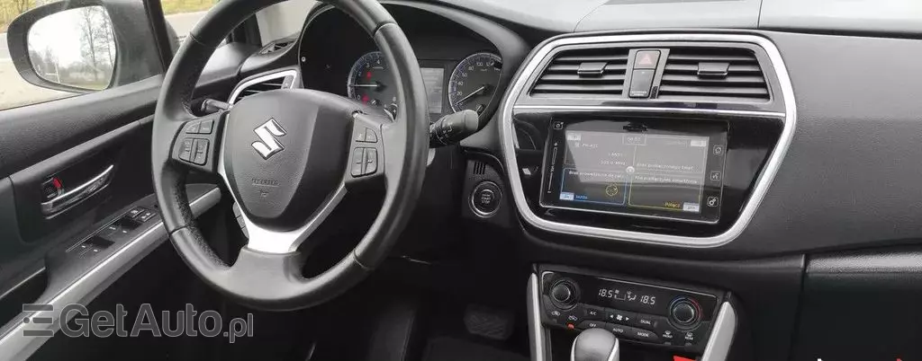 SUZUKI SX-4 s-cross 