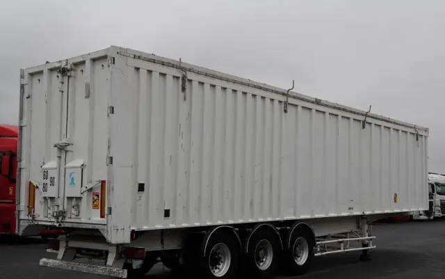 BENALU WYWROTKA ALUMINIOWA / 80 m3 