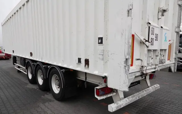 BENALU WYWROTKA ALUMINIOWA / 80 m3 