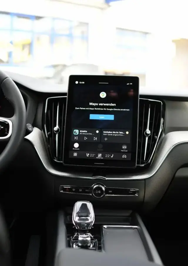 VOLVO XC 60 B5 B AWD Plus Black Edition