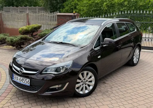 OPEL Astra 1.7 CDTI Cosmo