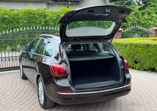 OPEL Astra 1.7 CDTI Cosmo