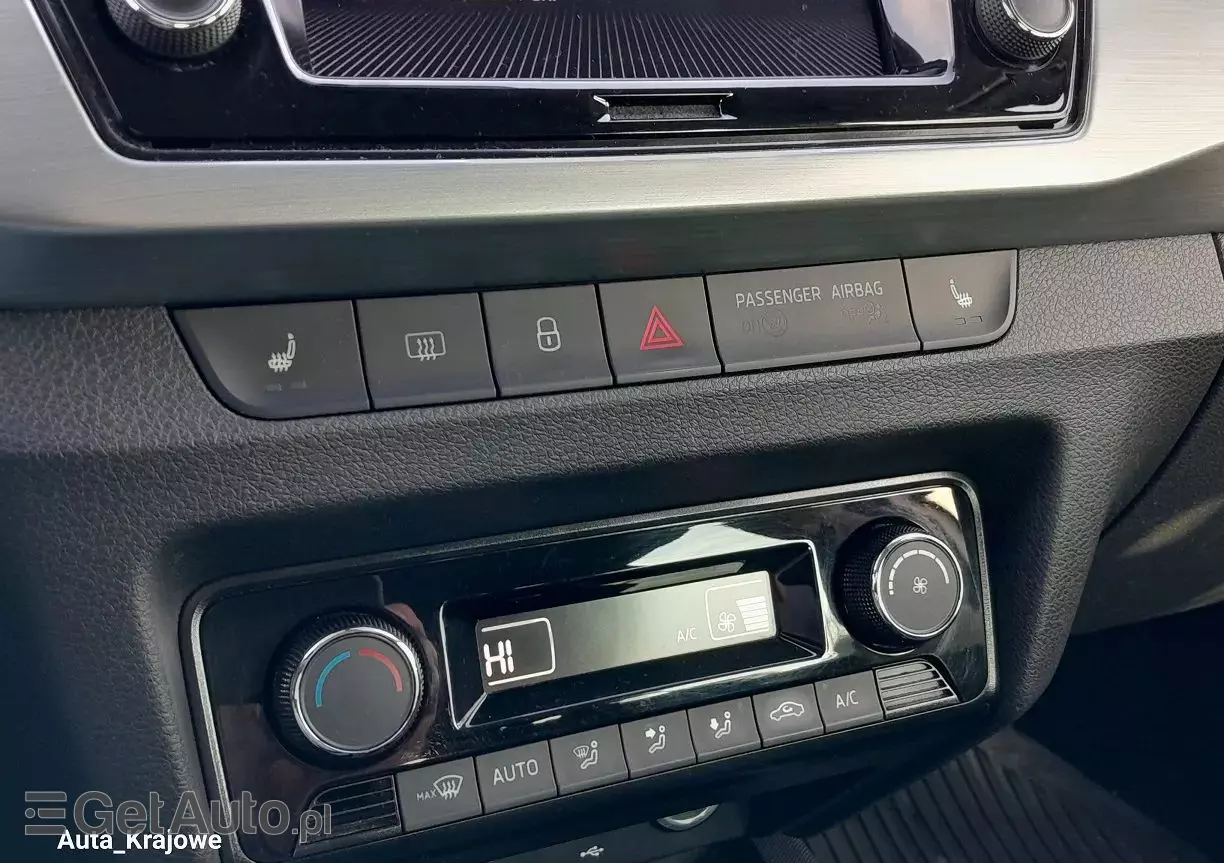 SKODA Fabia 1.0 TSI Ambition Plus