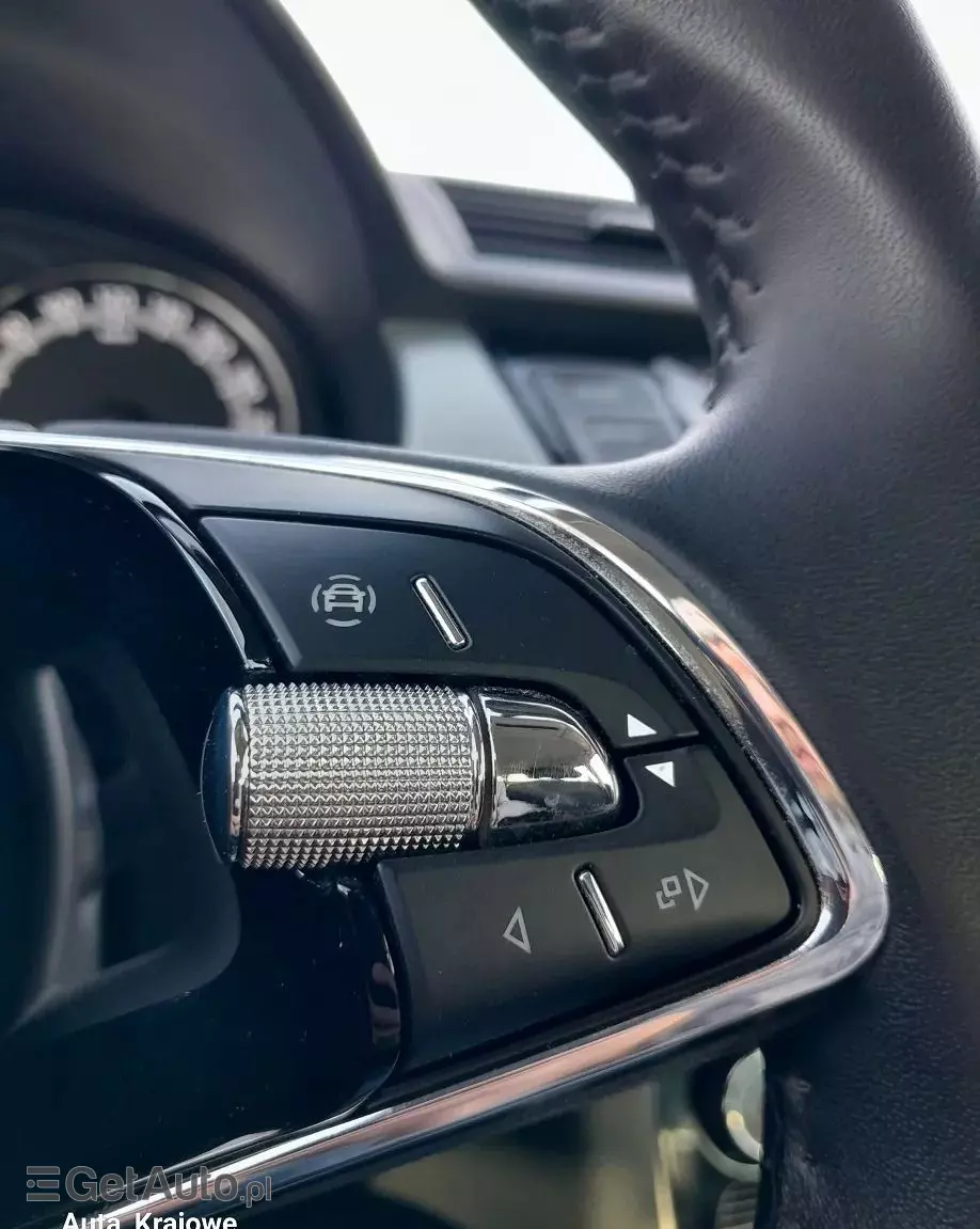 SKODA Fabia 1.0 TSI Ambition Plus