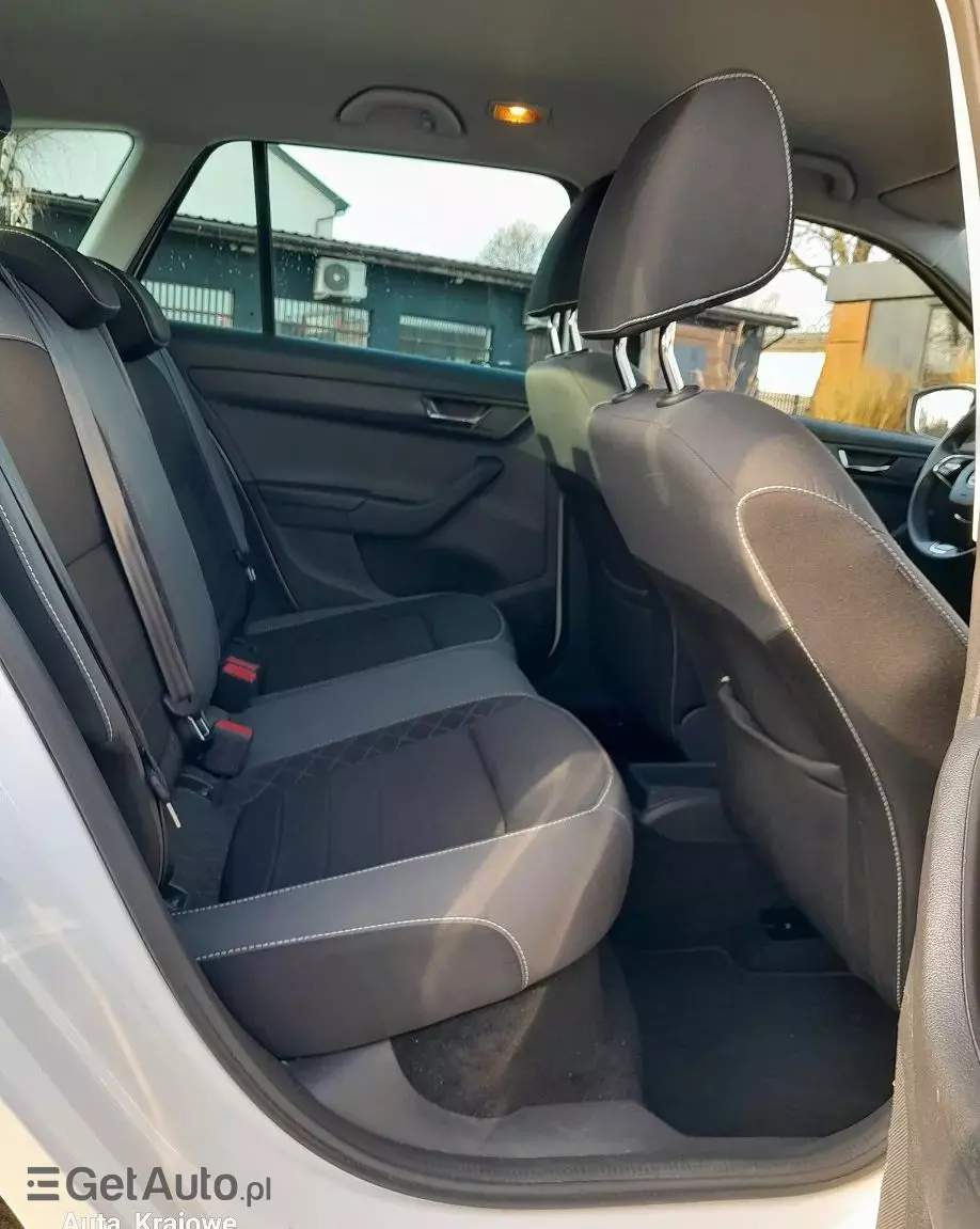 SKODA Fabia 1.0 TSI Ambition Plus