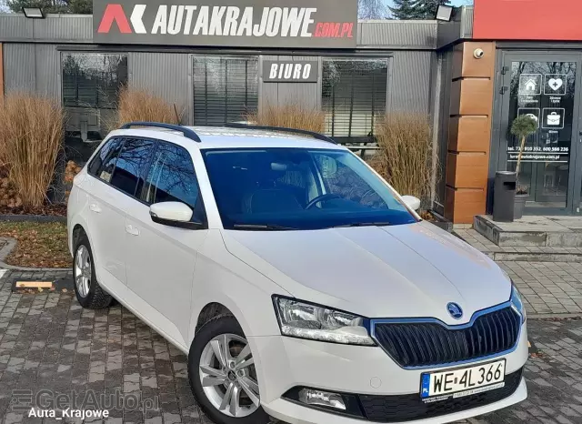 SKODA Fabia 1.0 TSI Ambition Plus