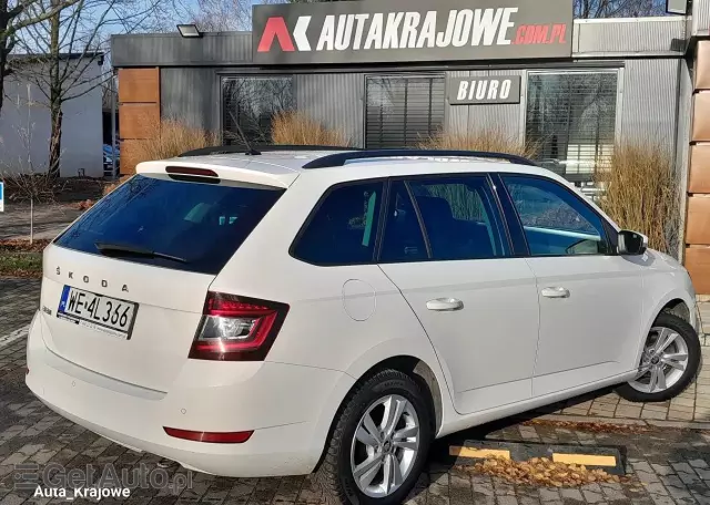 SKODA Fabia 1.0 TSI Ambition Plus