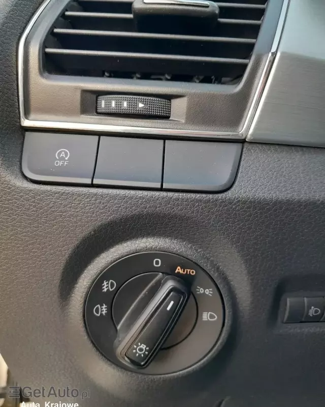 SKODA Fabia 1.0 TSI Ambition Plus