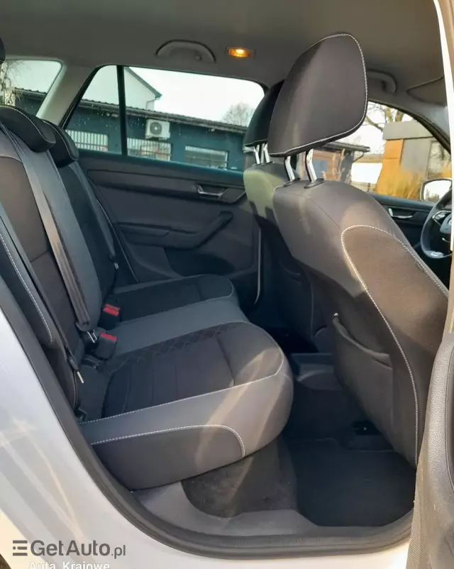 SKODA Fabia 1.0 TSI Ambition Plus