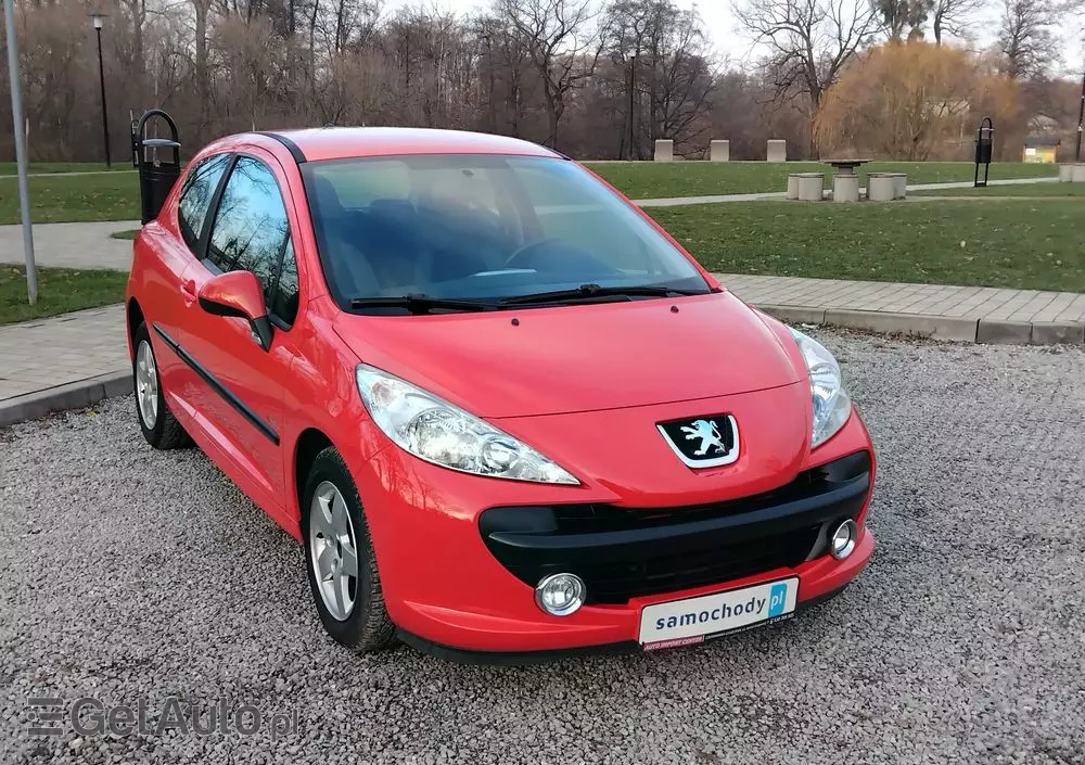 PEUGEOT 207 95 VTi Urban Move