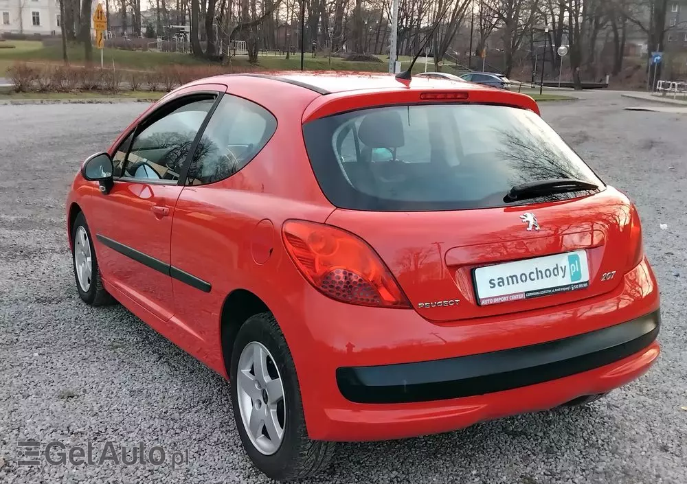PEUGEOT 207 95 VTi Urban Move