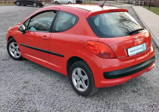 PEUGEOT 207 95 VTi Urban Move