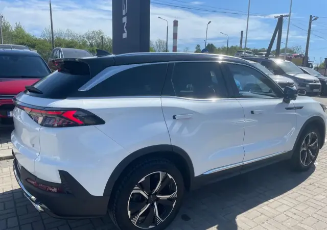 BAIC 7 1.5T Luxury DCT