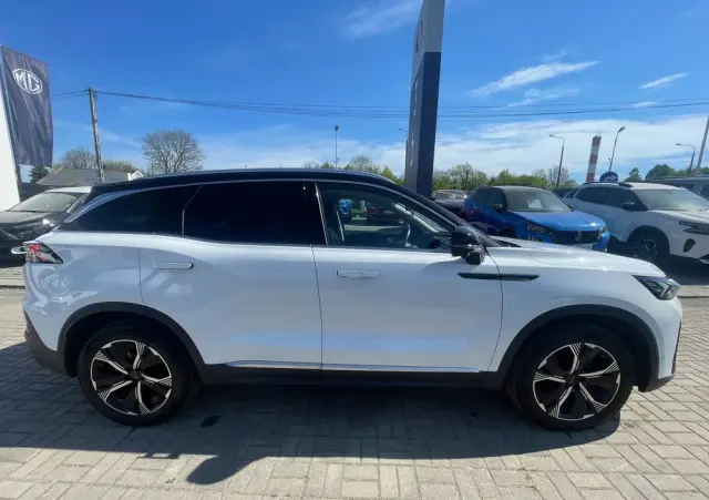BAIC 7 1.5T Luxury DCT