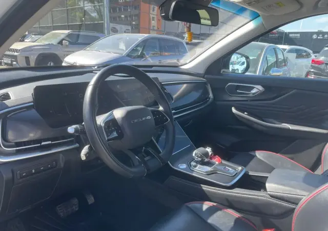 BAIC 7 1.5T Luxury DCT