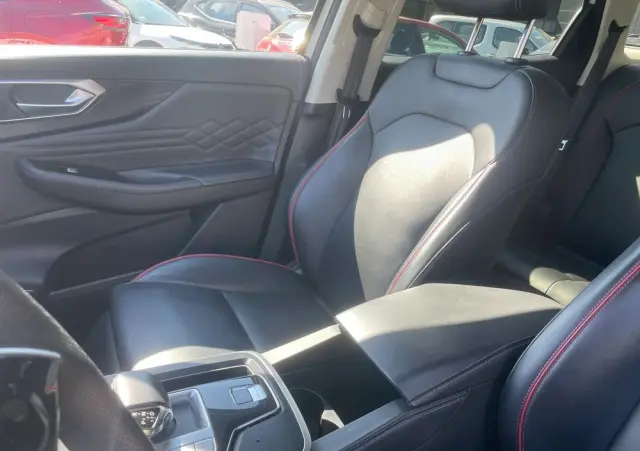 BAIC 7 1.5T Luxury DCT