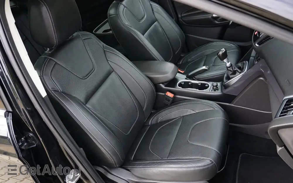 FORD Kuga 2.0 TDCi 4x4 Individual