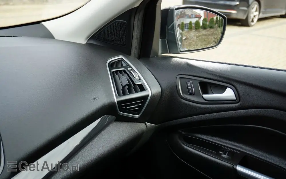 FORD Kuga 2.0 TDCi 4x4 Individual