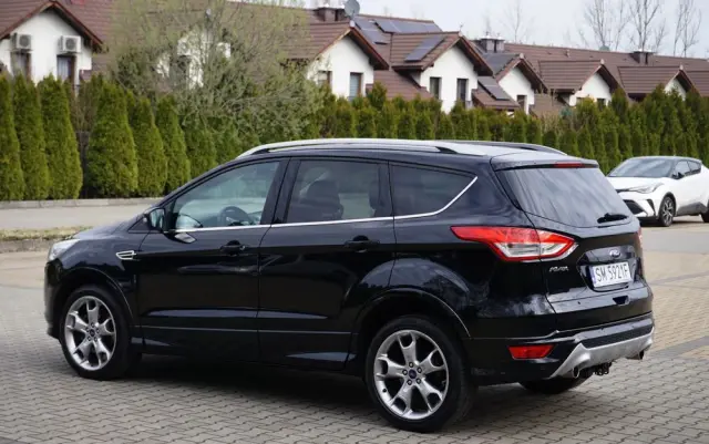 FORD Kuga 2.0 TDCi 4x4 Individual