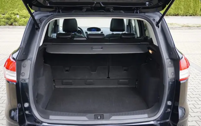 FORD Kuga 2.0 TDCi 4x4 Individual