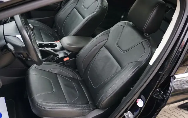 FORD Kuga 2.0 TDCi 4x4 Individual