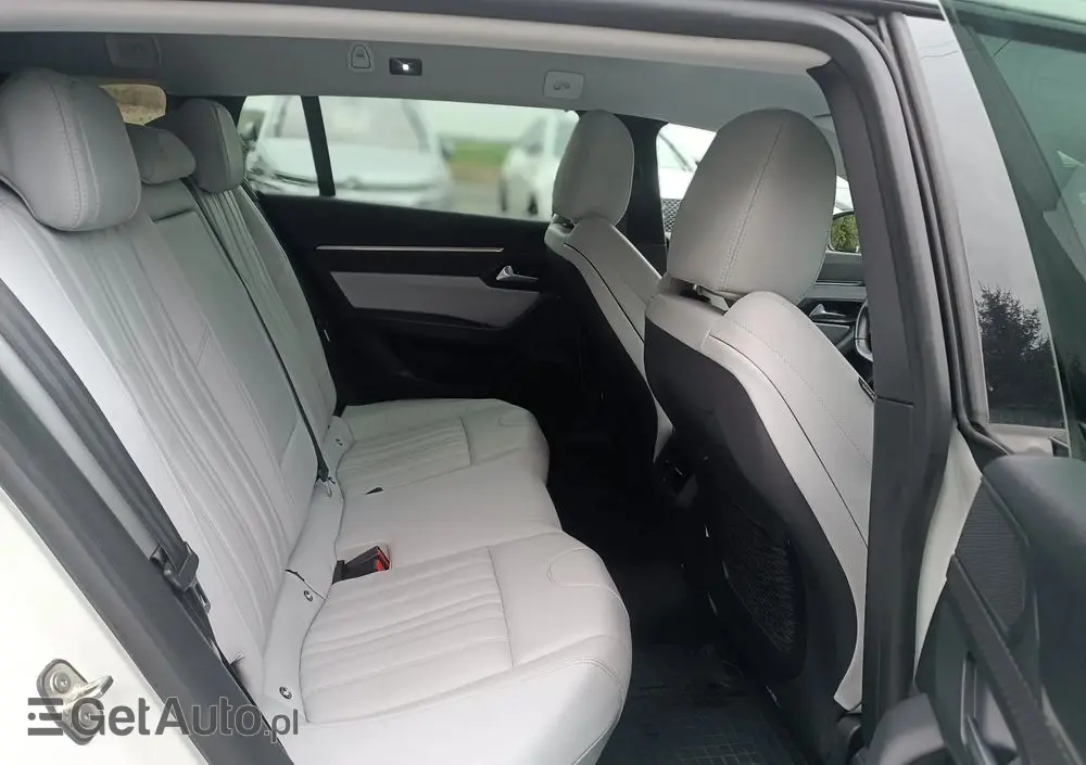 PEUGEOT 508 180 e-EAT8 Allure