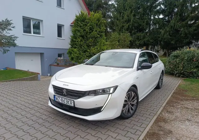 PEUGEOT 508 180 e-EAT8 Allure