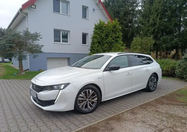PEUGEOT 508 180 e-EAT8 Allure