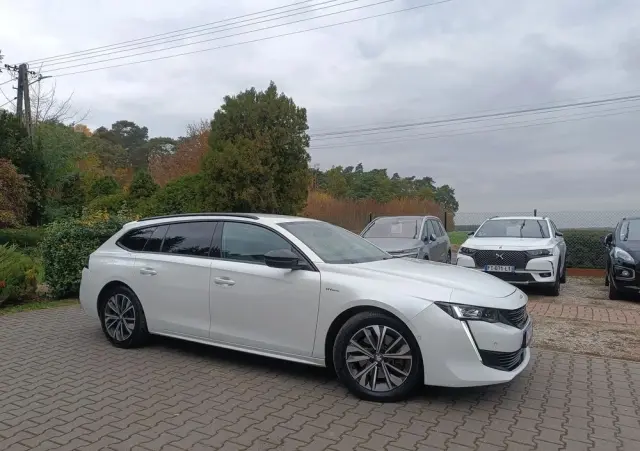 PEUGEOT 508 180 e-EAT8 Allure