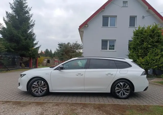 PEUGEOT 508 180 e-EAT8 Allure