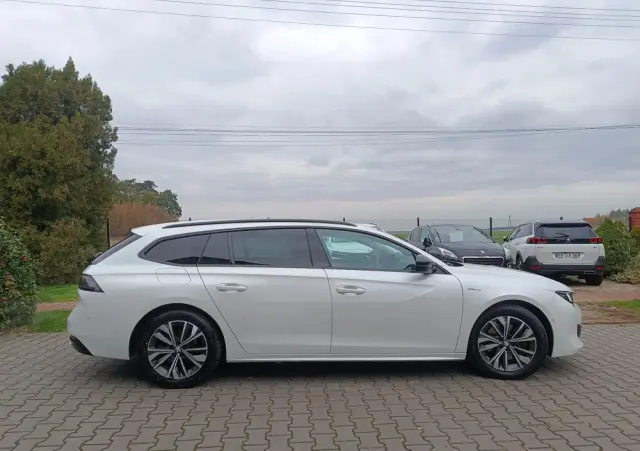 PEUGEOT 508 180 e-EAT8 Allure