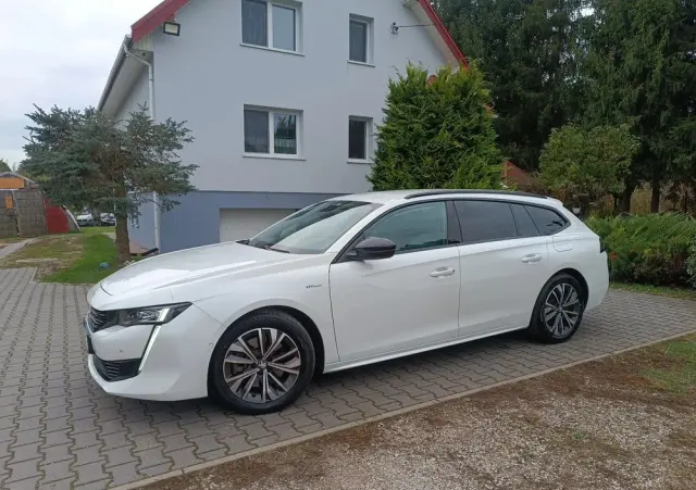 PEUGEOT 508 180 e-EAT8 Allure