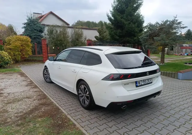 PEUGEOT 508 180 e-EAT8 Allure