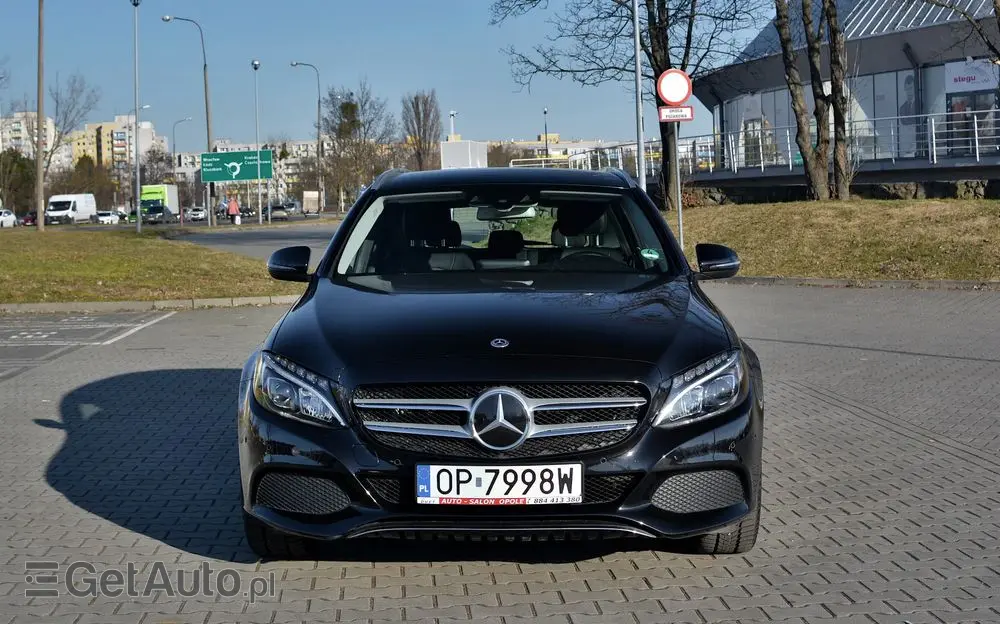 MERCEDES-BENZ Klasa C 200 9G-TRONIC Avantgarde
