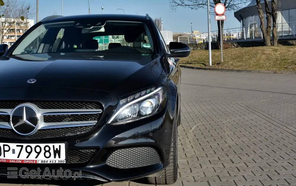 MERCEDES-BENZ Klasa C 200 9G-TRONIC Avantgarde