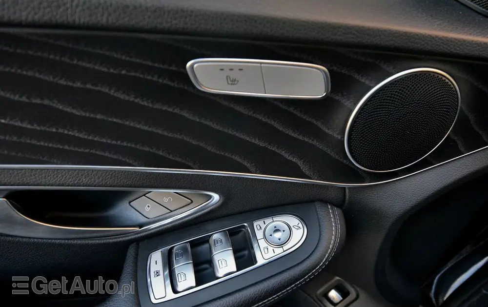 MERCEDES-BENZ Klasa C 200 9G-TRONIC Avantgarde